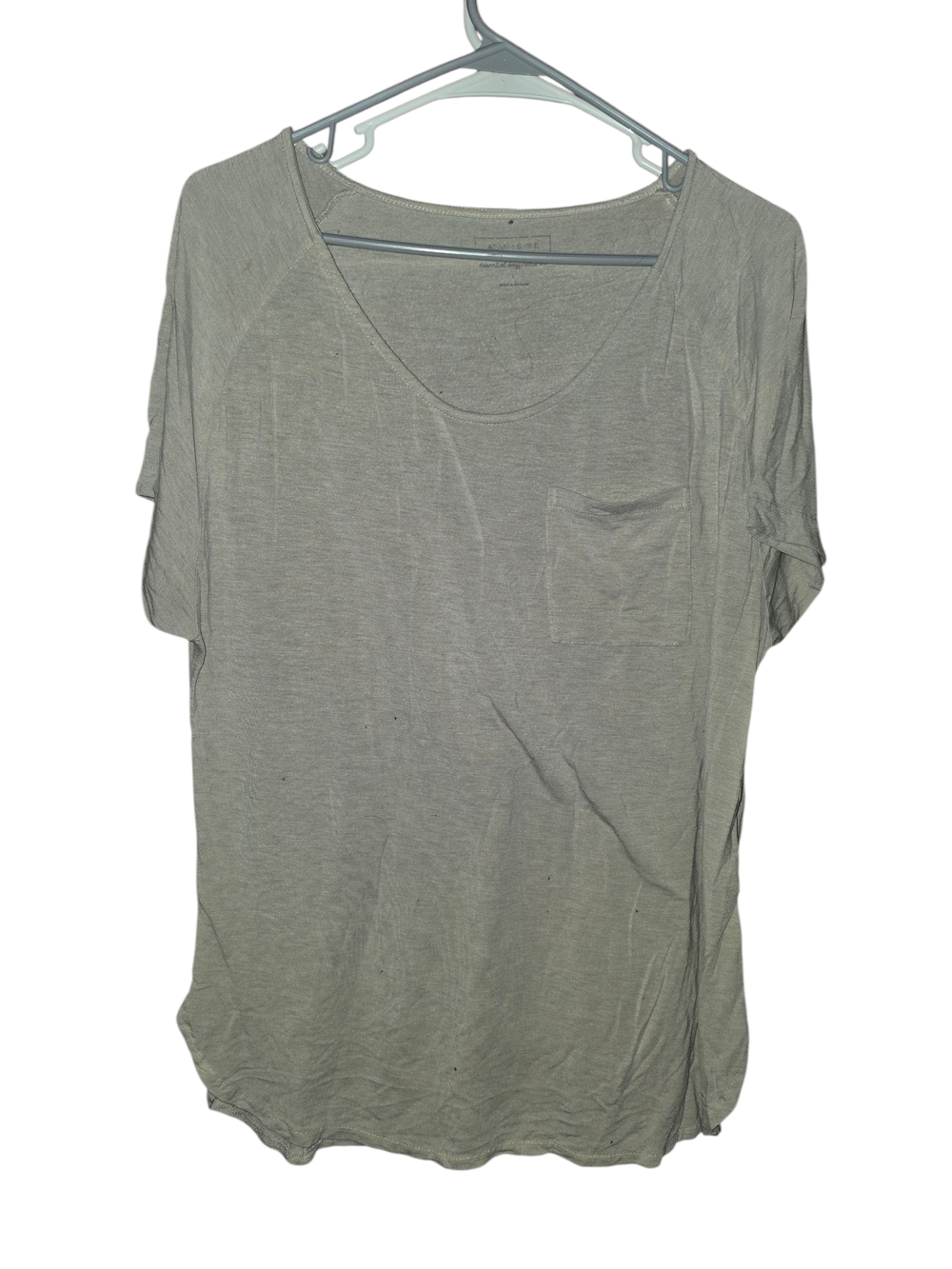 4/8/254. Adam Levine Womens  Scoop Neck Pocket Tee - Light Gray